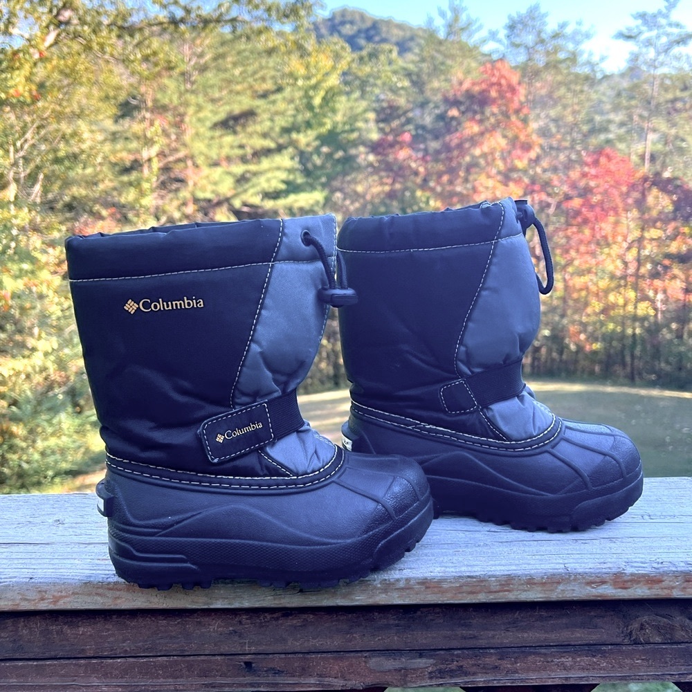COLUMBIA Kids Snow Boots- Black/gray/ Yellow stitching -Sz 12 - Picture 2 of 6